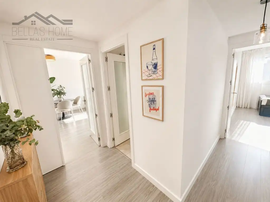 Attic for sale in Estepona  with Air Conditioner and Terrace