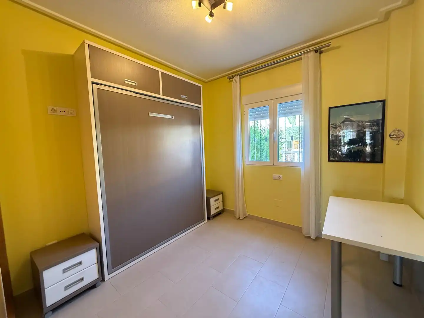Dormitori de Apartament en venda en Orihuela amb Terrassa, Moblat i Balcó