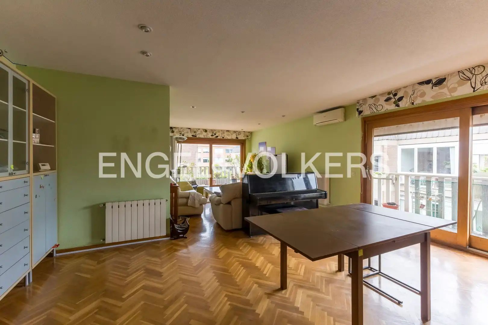 Penthouse with pool for sale in Ciudad Lineal, imagen 5
