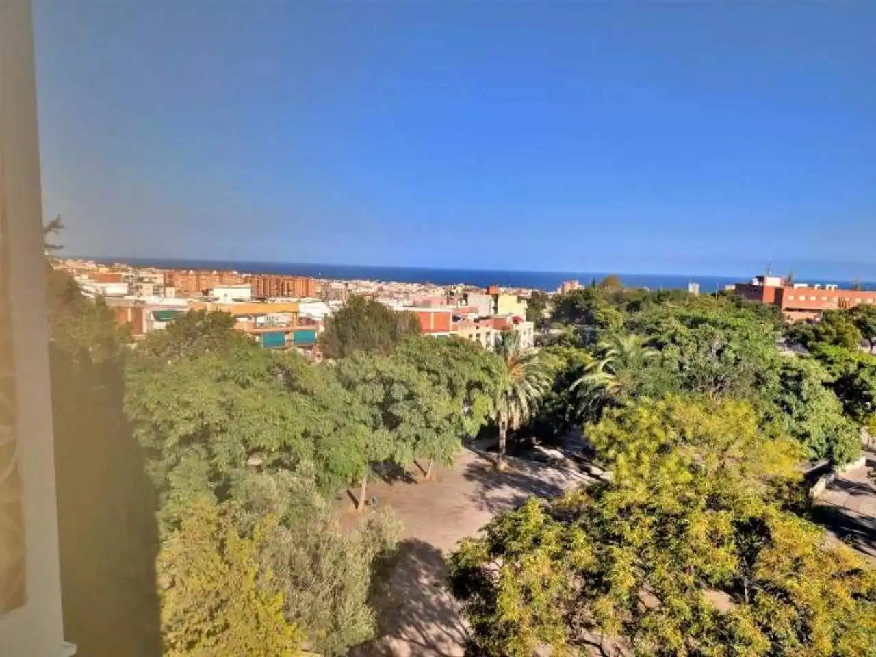 Vista exterior de Piso en venta en Badalona con Balcón