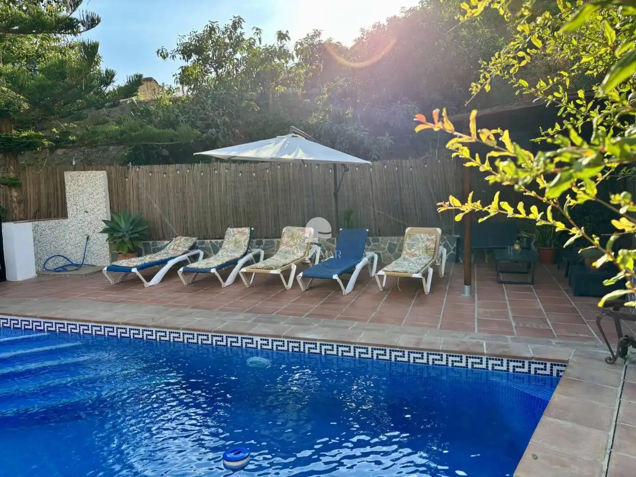 Piscina de Casa o chalet de alquiler en Canillas de Aceituno con Aire acondicionado, Calefacción y Jardín privado