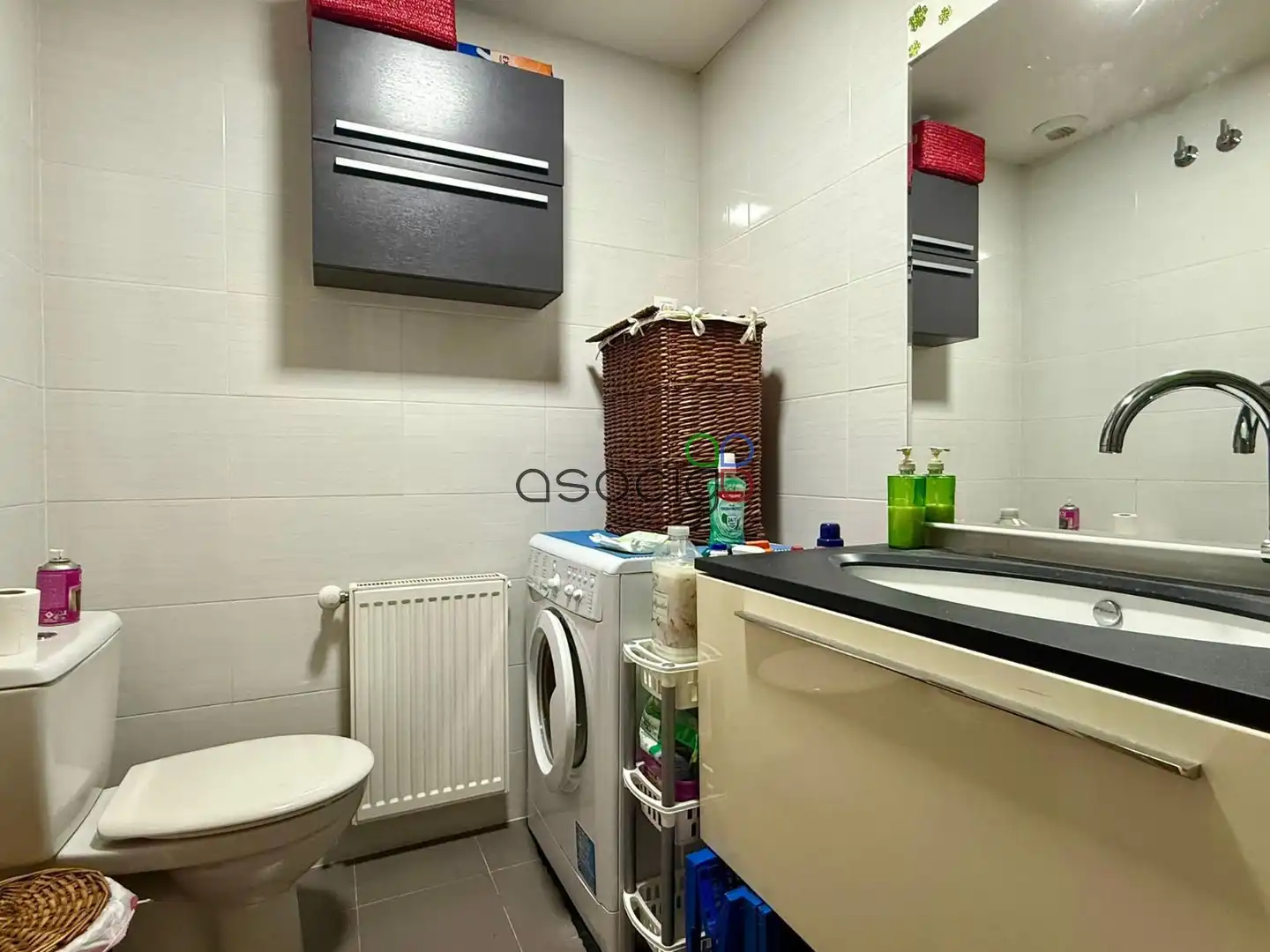 Bathroom of Flat for sale in Guadalajara  with Air Conditioner, Heating and Storage room