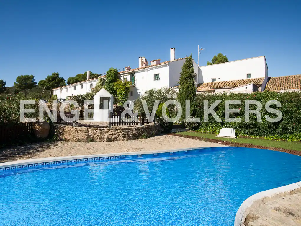 Piscina de Finca rústica en venta en Segorbe con Calefacción, Jardín privado y Trastero