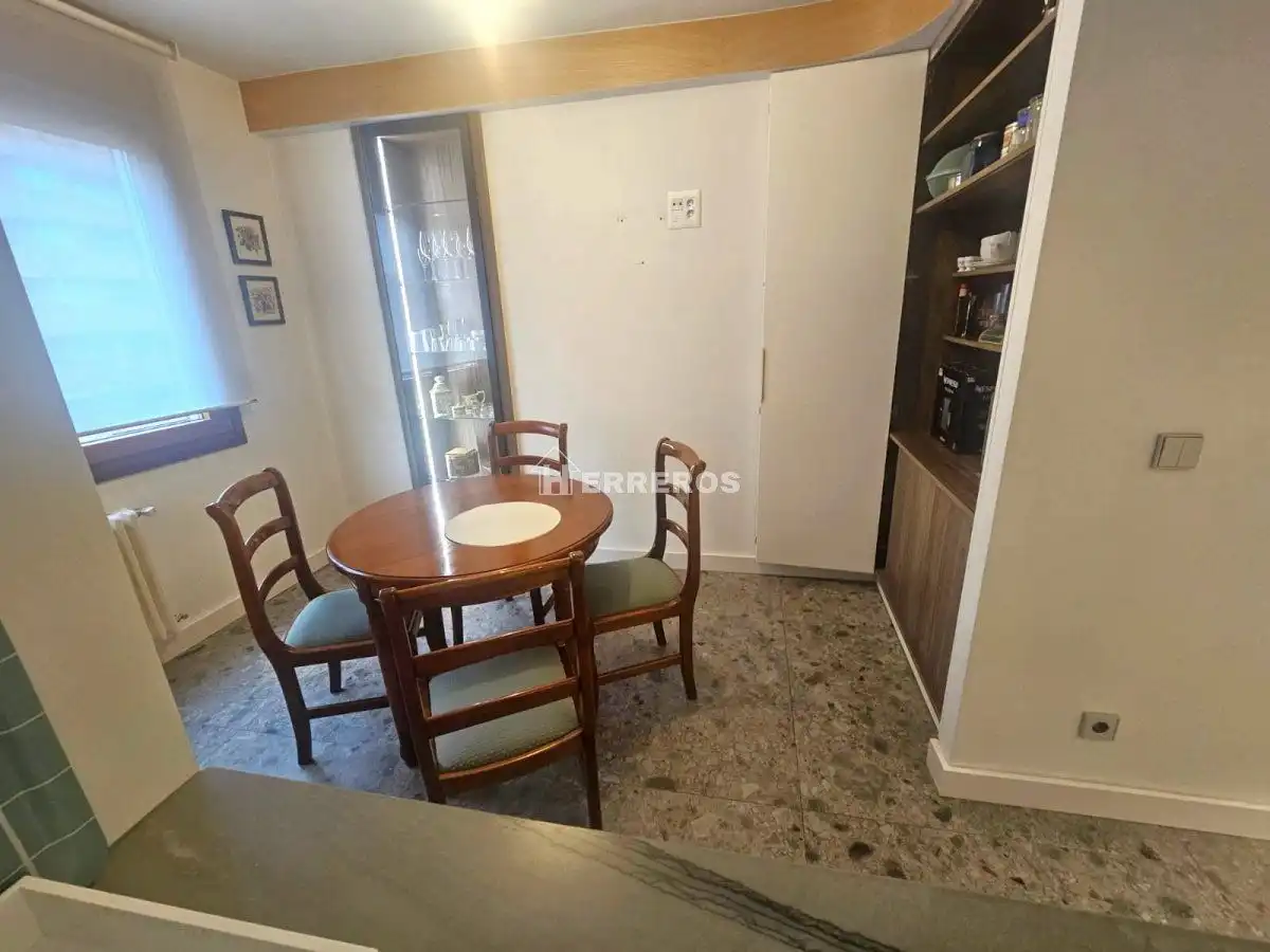 Dining room of Flat for sale in  Logroño  with Heating, Terrace and Storage room