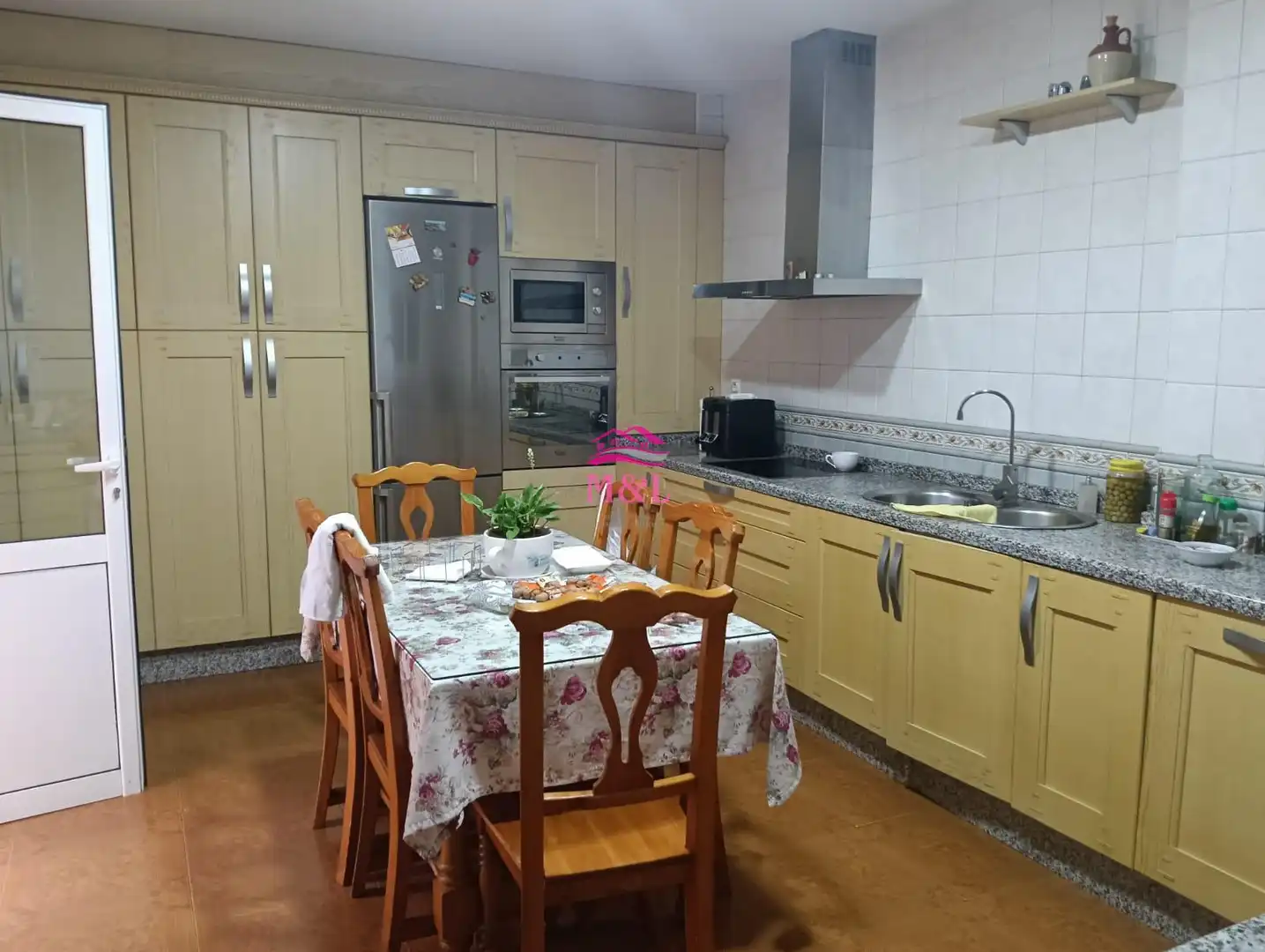 Cocina de Casa o chalet en venta en Mérida con Aire acondicionado, Calefacción y Terraza