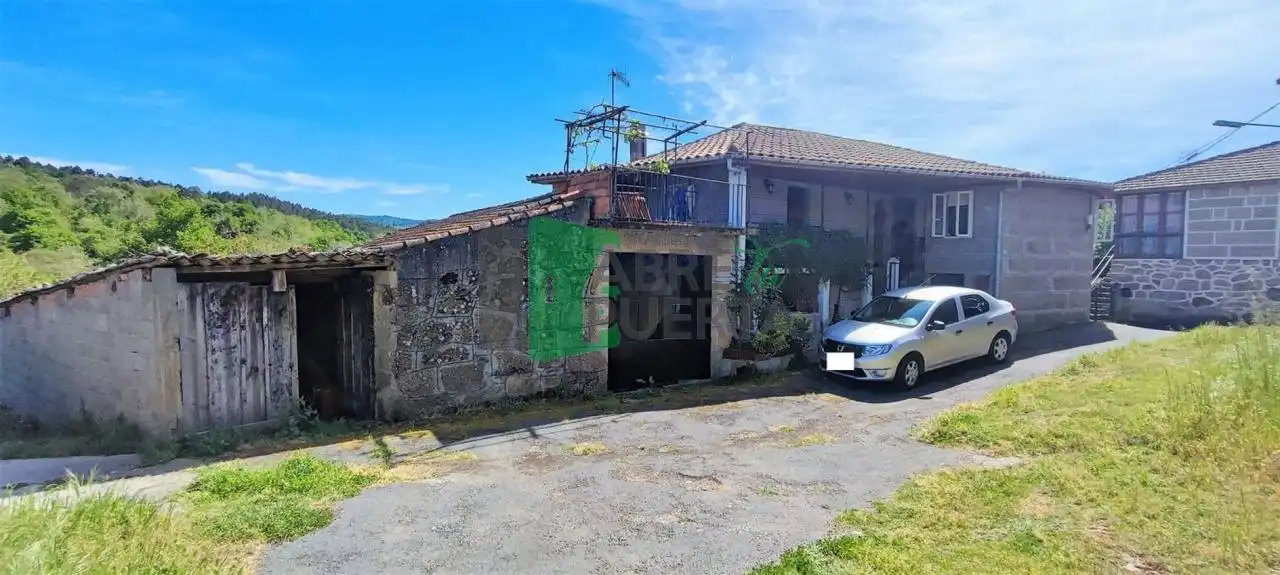 Casa rústica con jardín en venta en A Merca, imagen 2