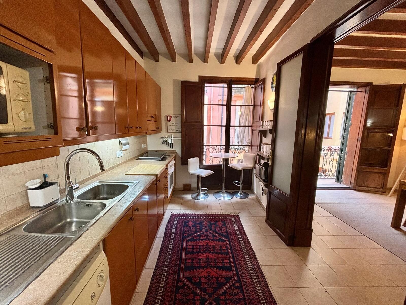 Cuina de Apartament de lloguer en  Palma de Mallorca amb Moblat