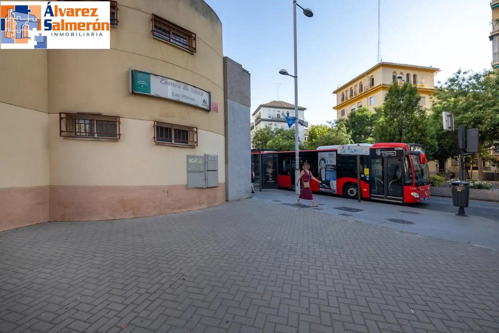 Außenansicht von Wohnung zur Miete in Granada mit Heizung, Terrasse und Möbliert