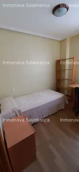 Flat with balcony to rent in San Bernardo - Carmelitas - Campus, imagen 23