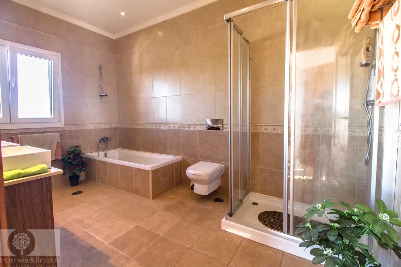 Chalet con piscina en venta en Calle López de Ayala, imagen 34