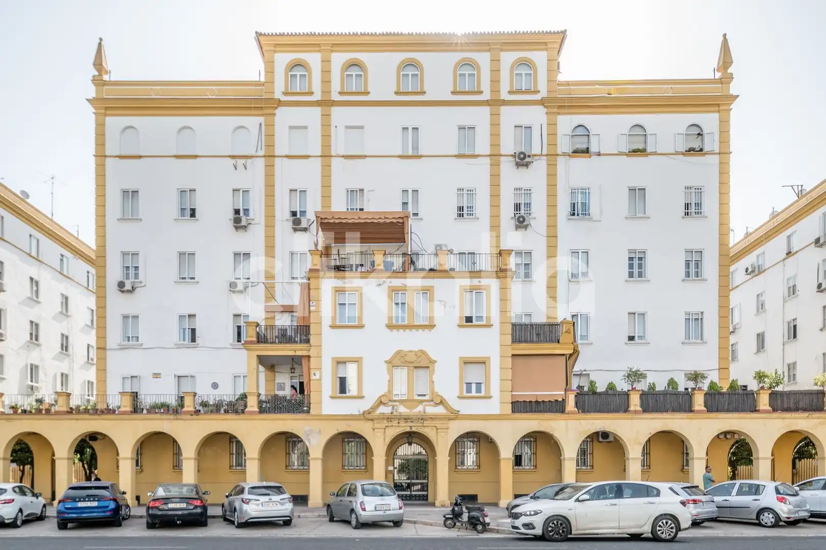 Vista exterior de Piso en venta en Sevilla con Aire acondicionado y Jardín privado