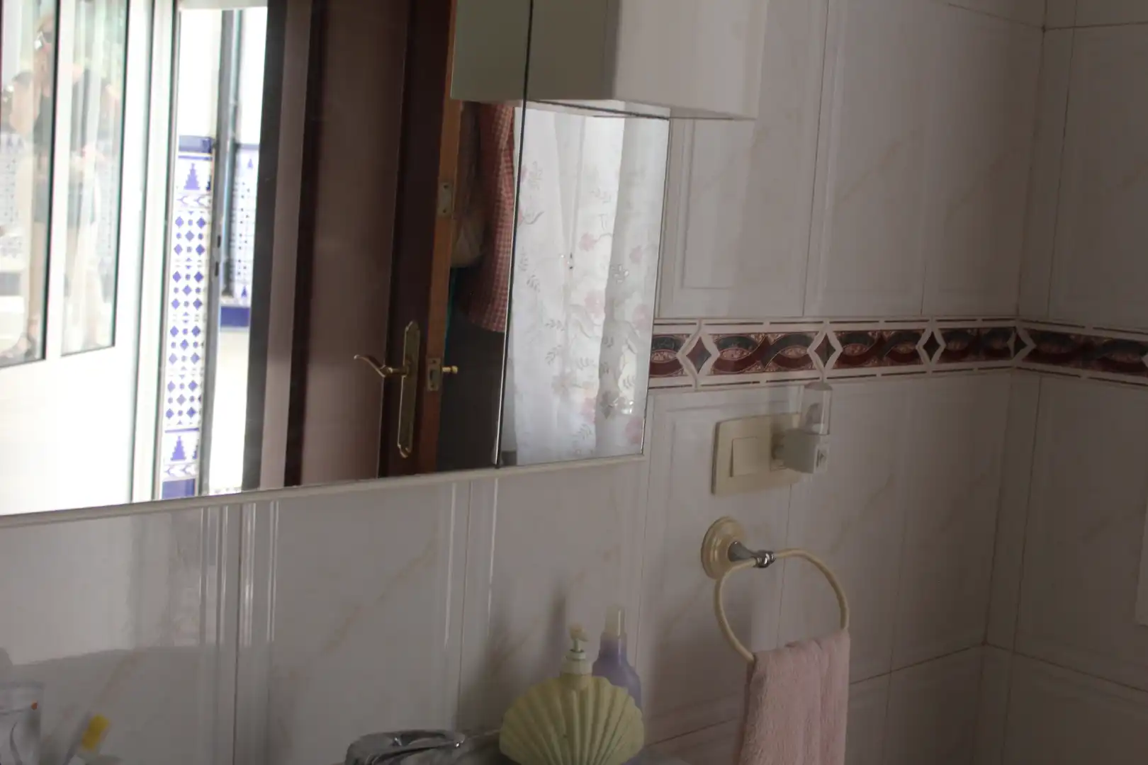 Baño de Casa o chalet en venta en Arroyomolinos de León con Aire acondicionado, Jardín privado y Terraza
