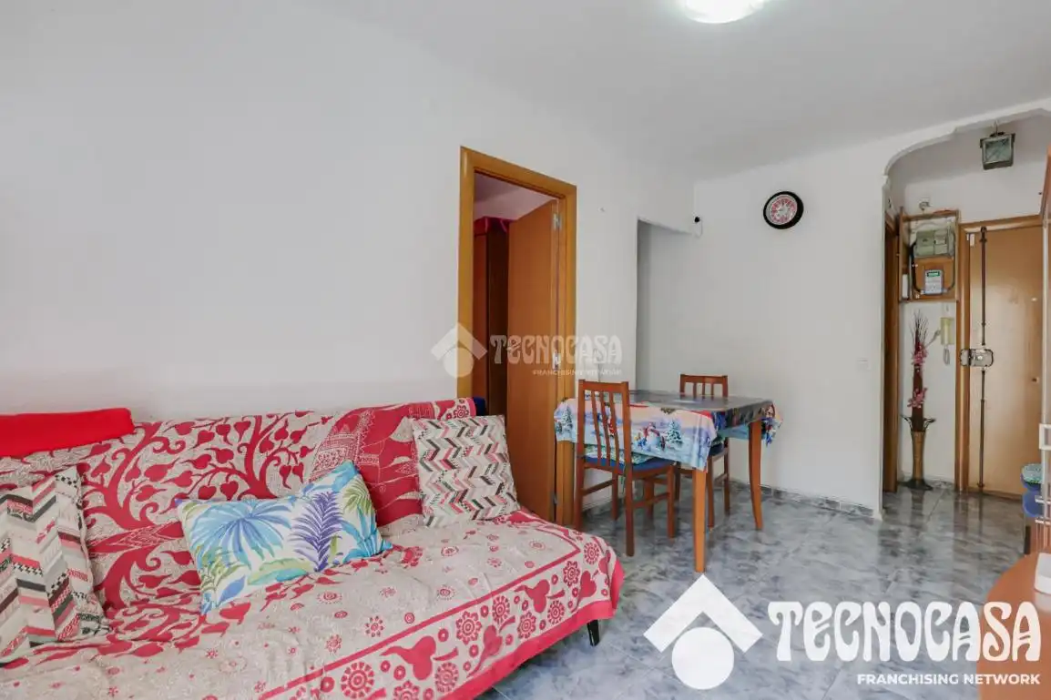 Sala de estar de Piso en venta en Santa Coloma de Gramenet