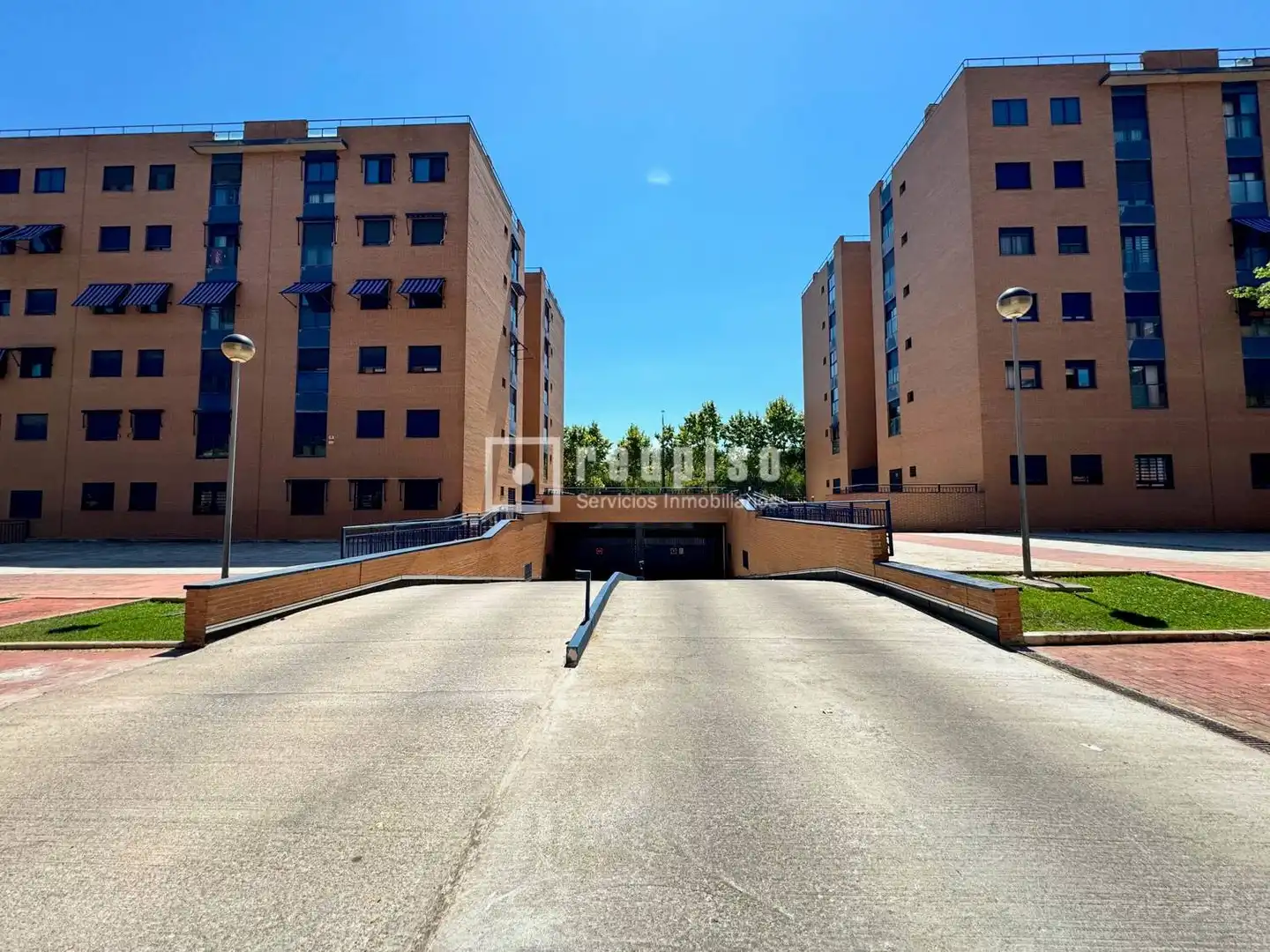 Parking de Piso en venta en Getafe con Calefacción y Trastero