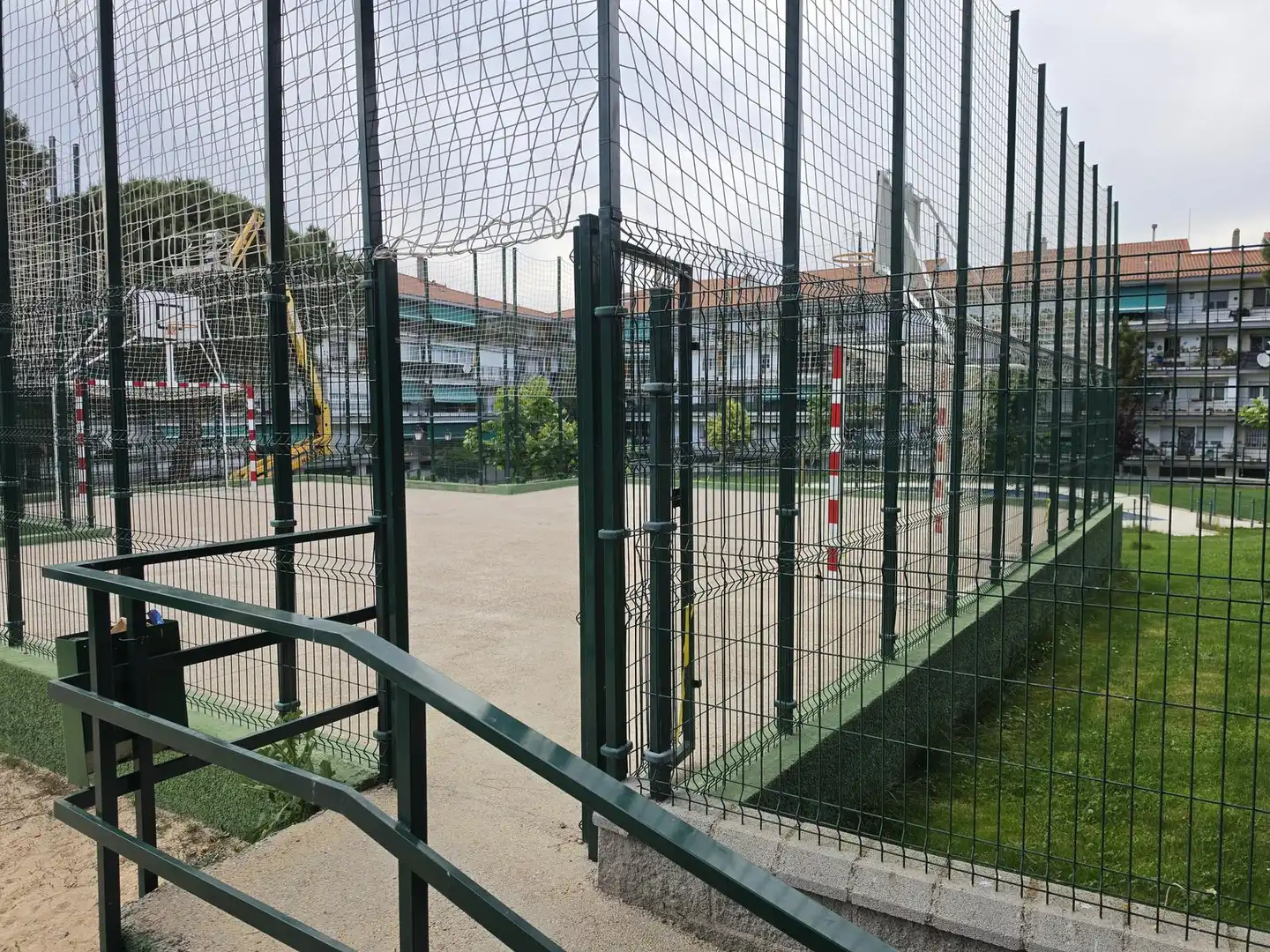 Parkplatz von Wohnung zum Verkauf in Collado Villalba mit Klimaanlage, Heizung und Terrasse