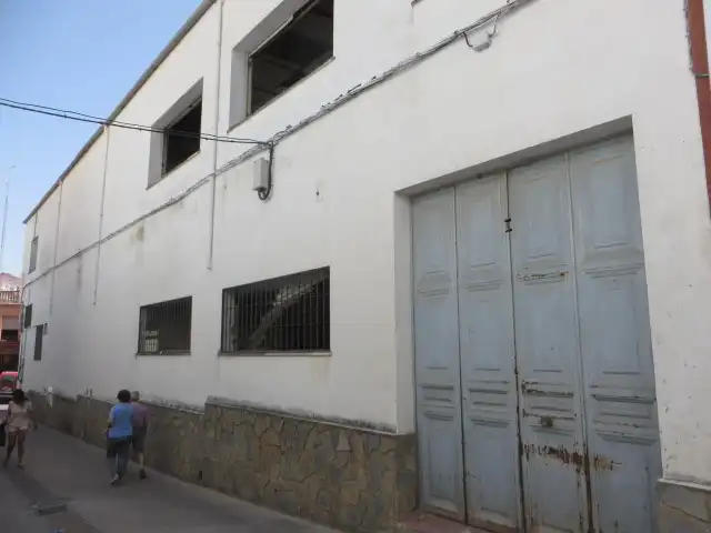 Vista exterior de Nau industrial en venda en Benaoján, Málaga
