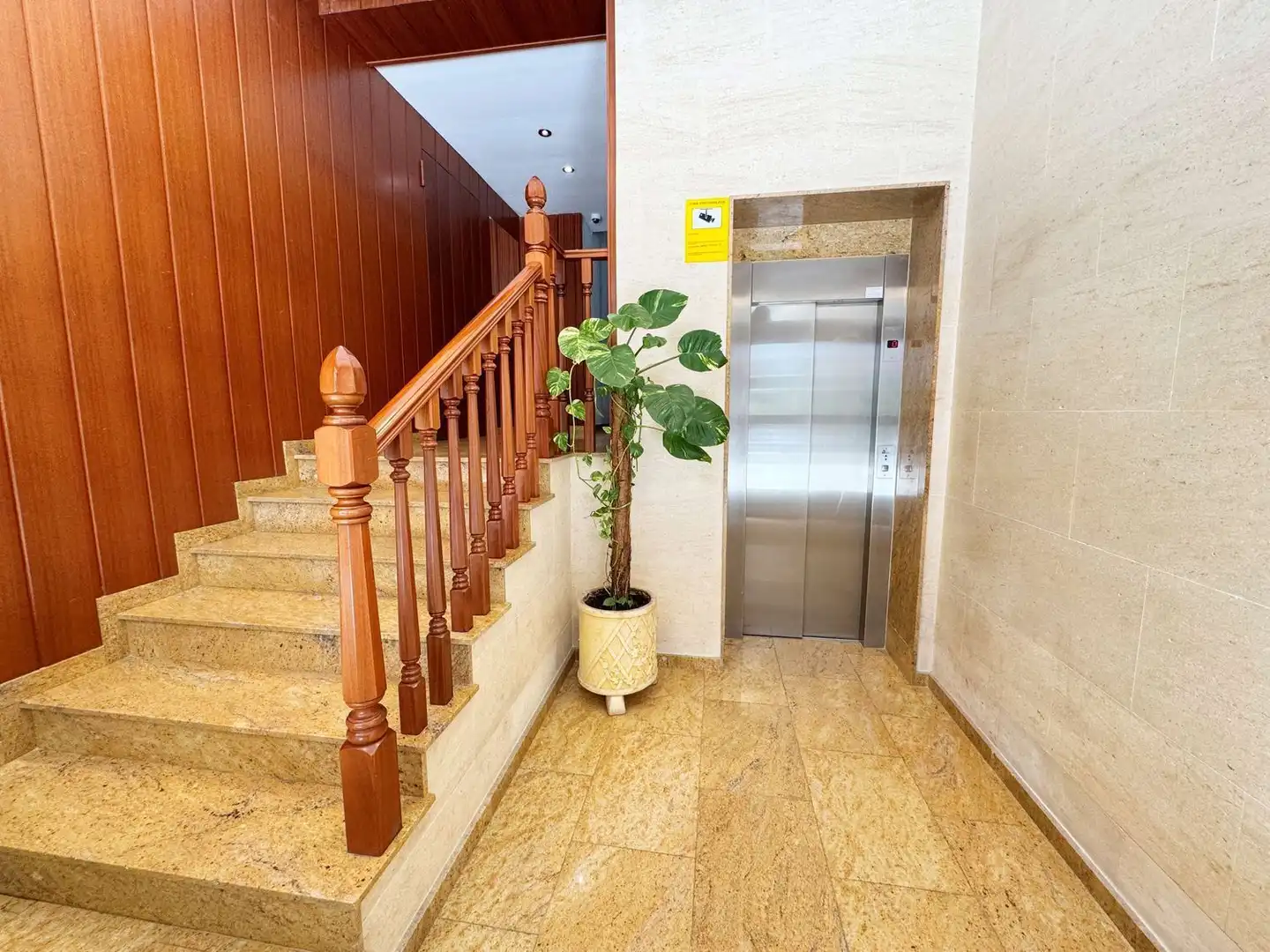 Piso en venta en Alicante / Alacant con Jardín privado y Terraza