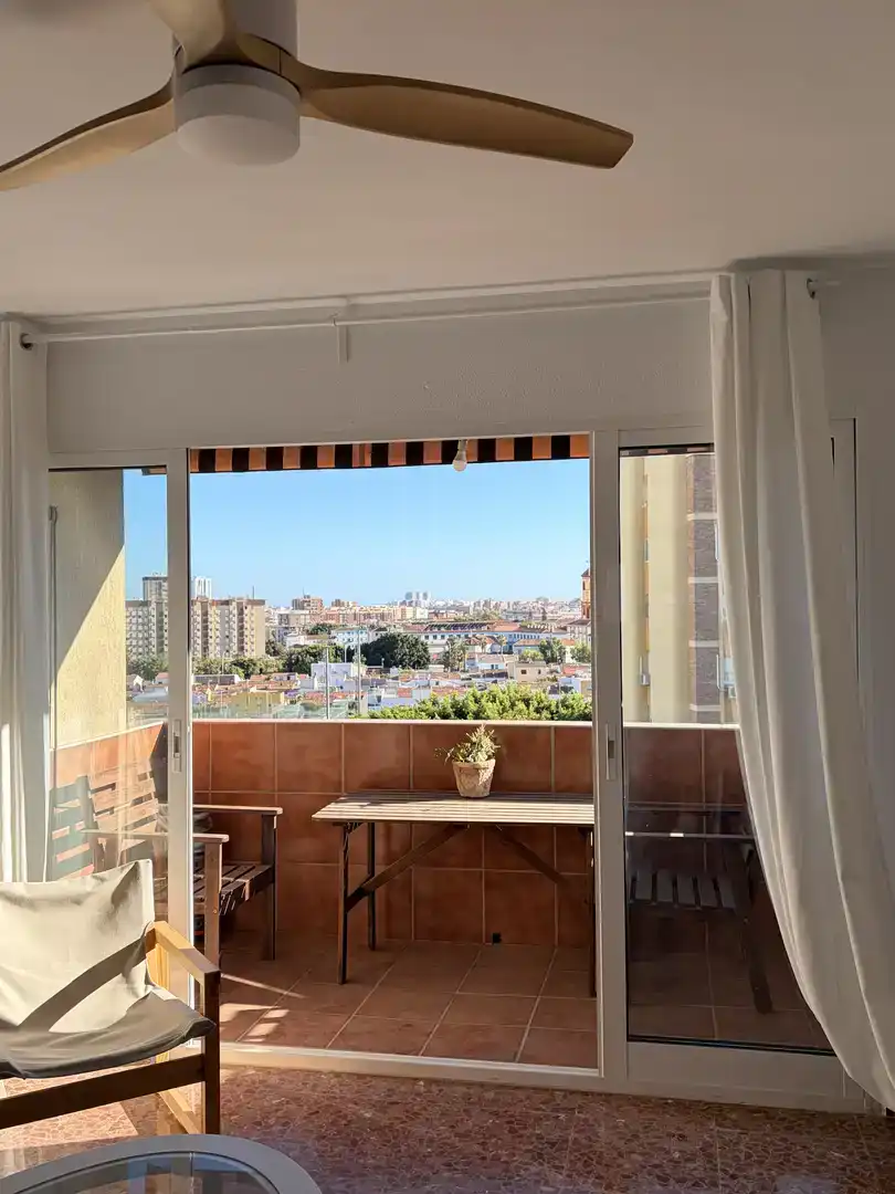 Vista exterior de Pis en venda en Málaga Capital amb Aire condicionat i Balcó