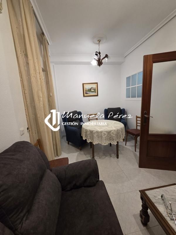 Sala d'estar de Apartament en venda en Cáceres Capital amb Aire condicionat i Calefacció