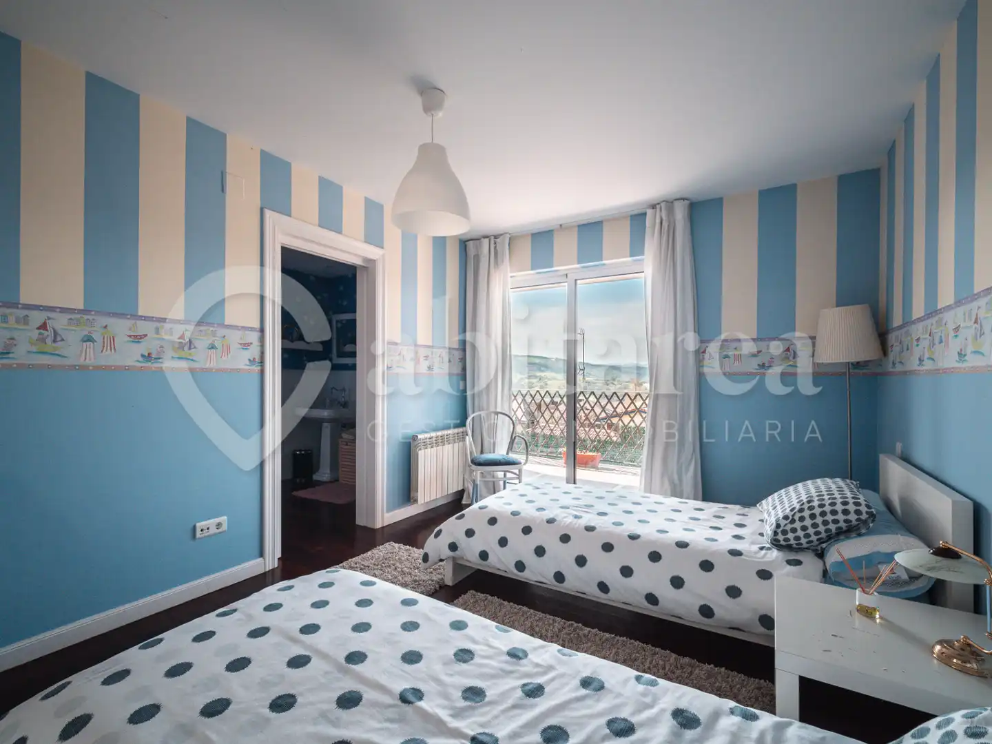 Habitación de Casa o chalet en venta en Piélagos con Calefacción, Jardín privado y Parquet