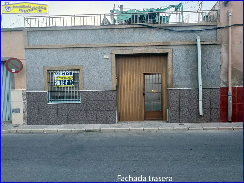 Vista exterior de Casa adosada en venda en Albatera amb Terrassa i Traster