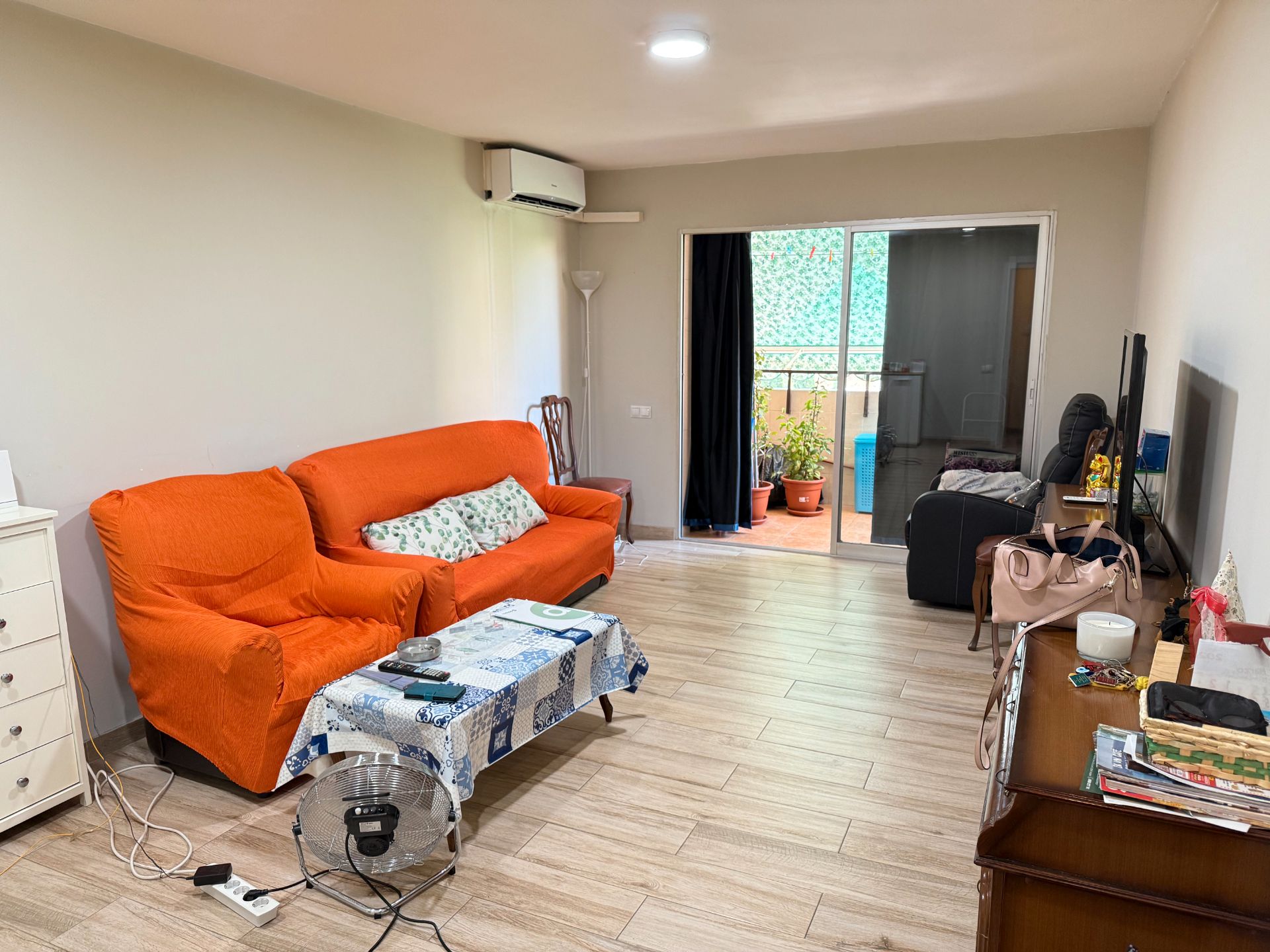 Living room of Flat for sale in  Madrid Capital  with Air Conditioner, Heating and Terrace