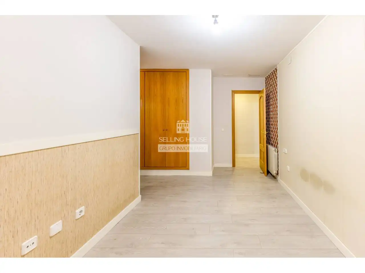 Flat for sale in Valencia  with Heating, Parquet flooring and Balcony