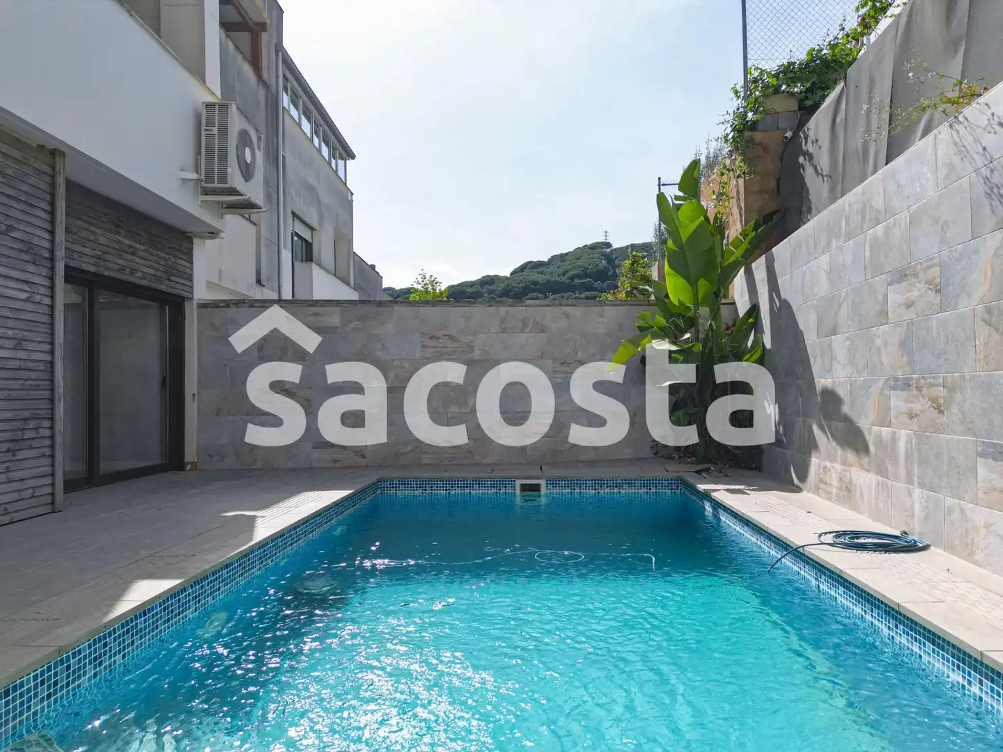 Piscina de Casa adosada en venda en Canet de Mar amb Calefacció, Jardí privat i Terrassa