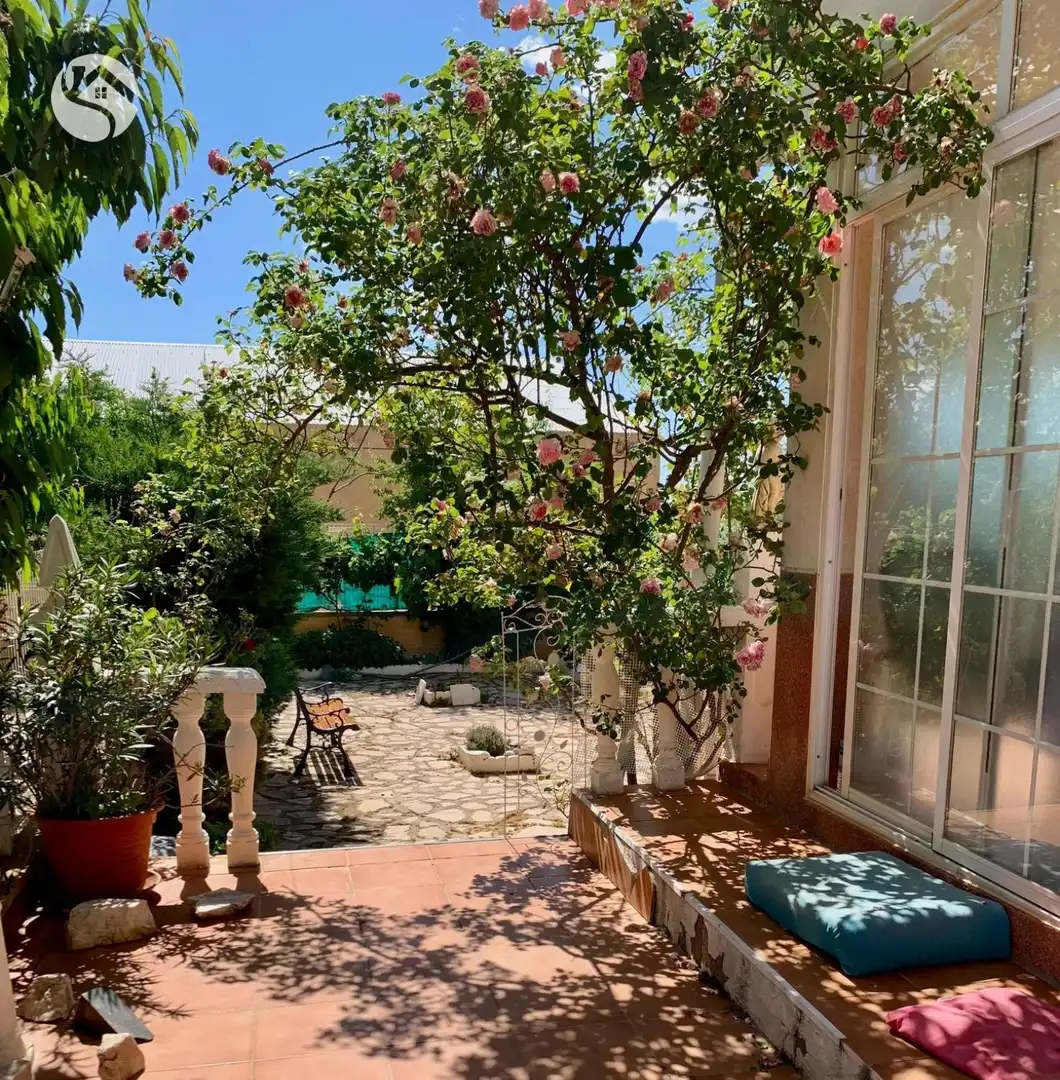 Jardí de Casa o xalet en venda en Arcas del Villar amb Calefacció, Terrassa i Traster