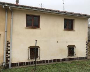 Exterior view of House or chalet for sale in Brañosera