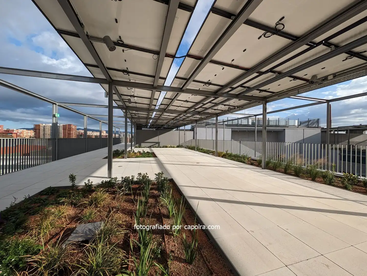 Terrasse von Gebäude zur Miete in Barcelona