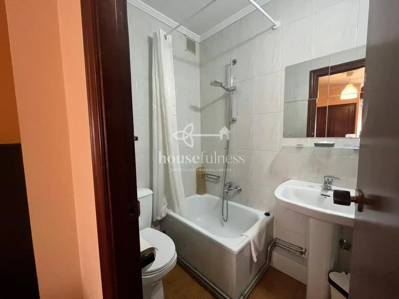 Baño de Finca rústica en venta en Neda con Calefacción, Terraza y Trastero