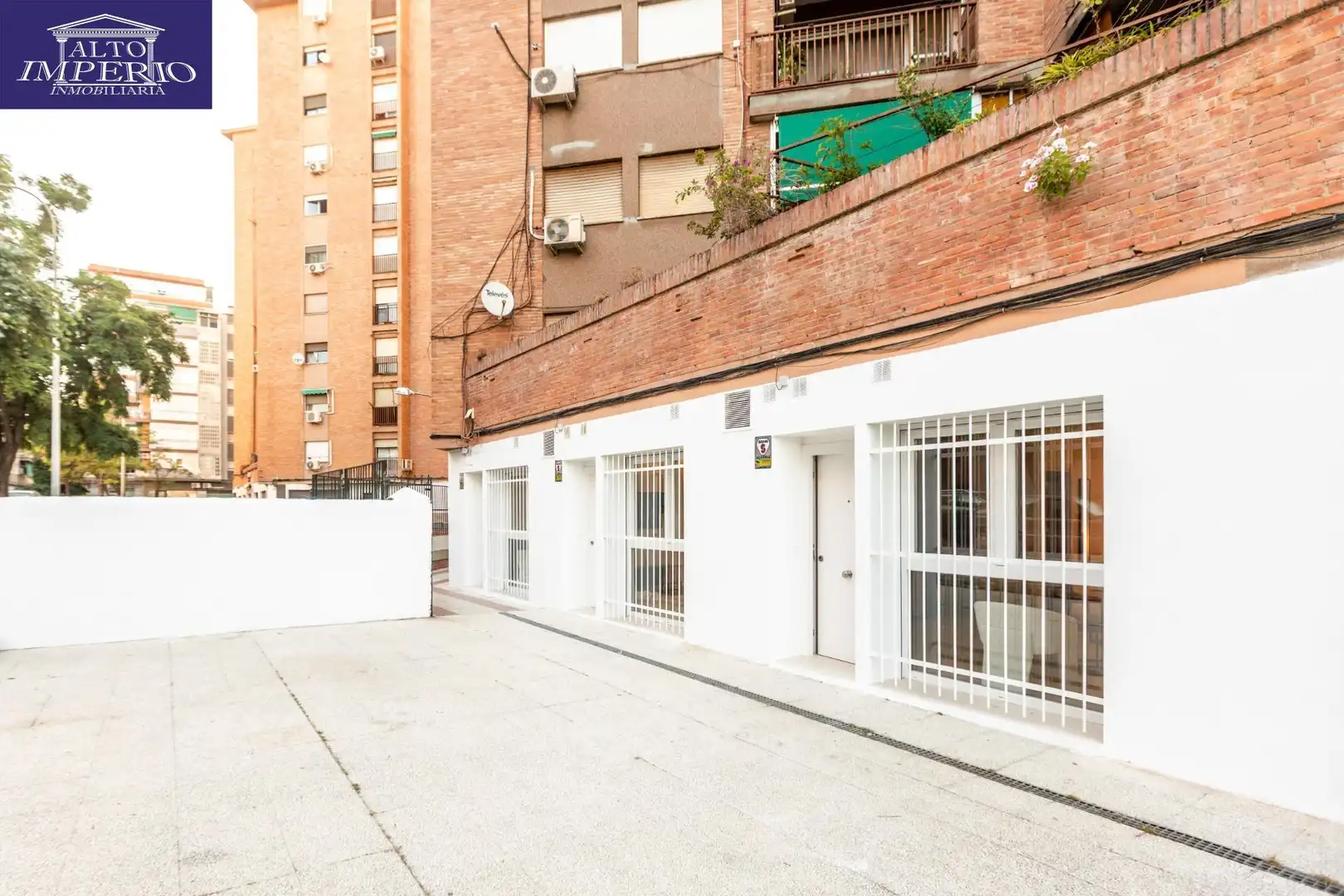 Vista exterior de Apartamento en venta en Granada con Aire acondicionado y Calefacción