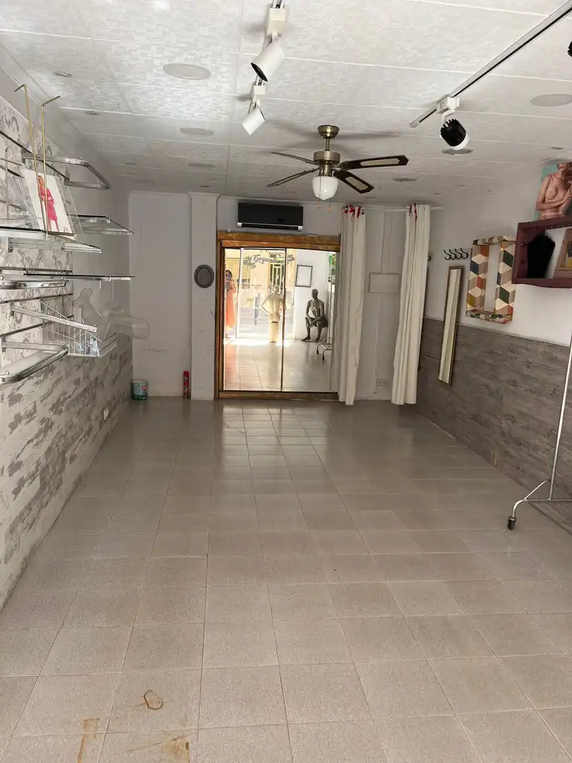 Local de alquiler en Carrer de Jaume l, 38, Centro - Casco Antiguo
