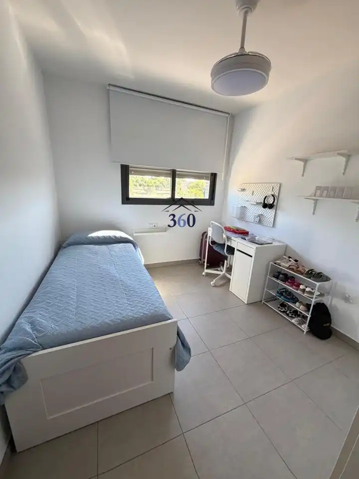 Habitación de Piso en venta en Cáceres con Aire acondicionado, Terraza y Amueblado