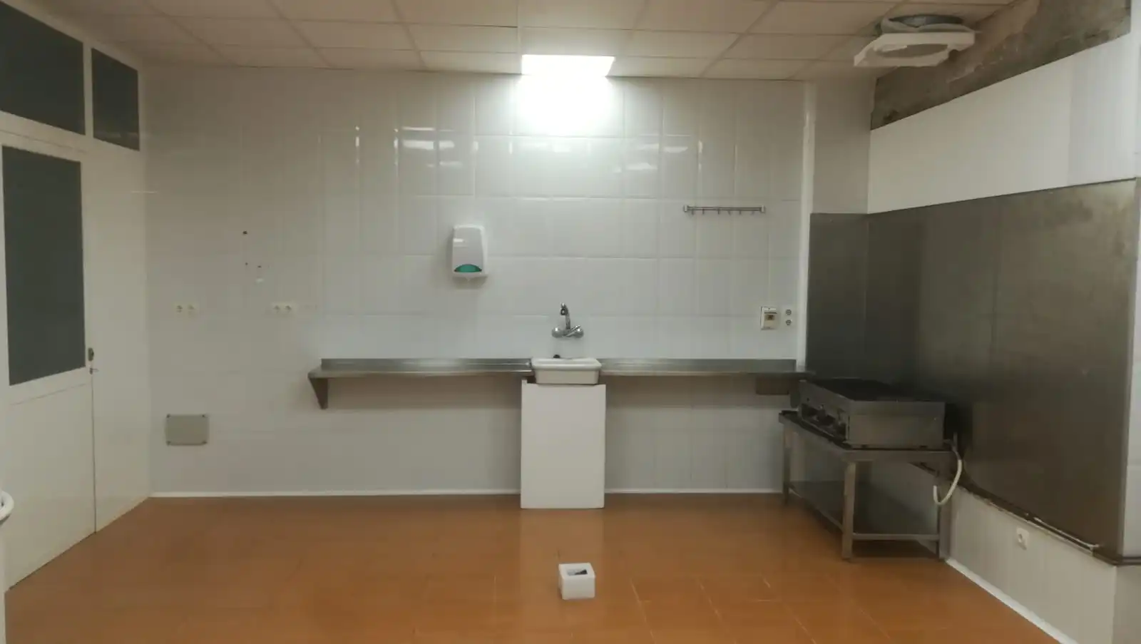 Business premises for sale in Avinguda de la Conca, imagen 4