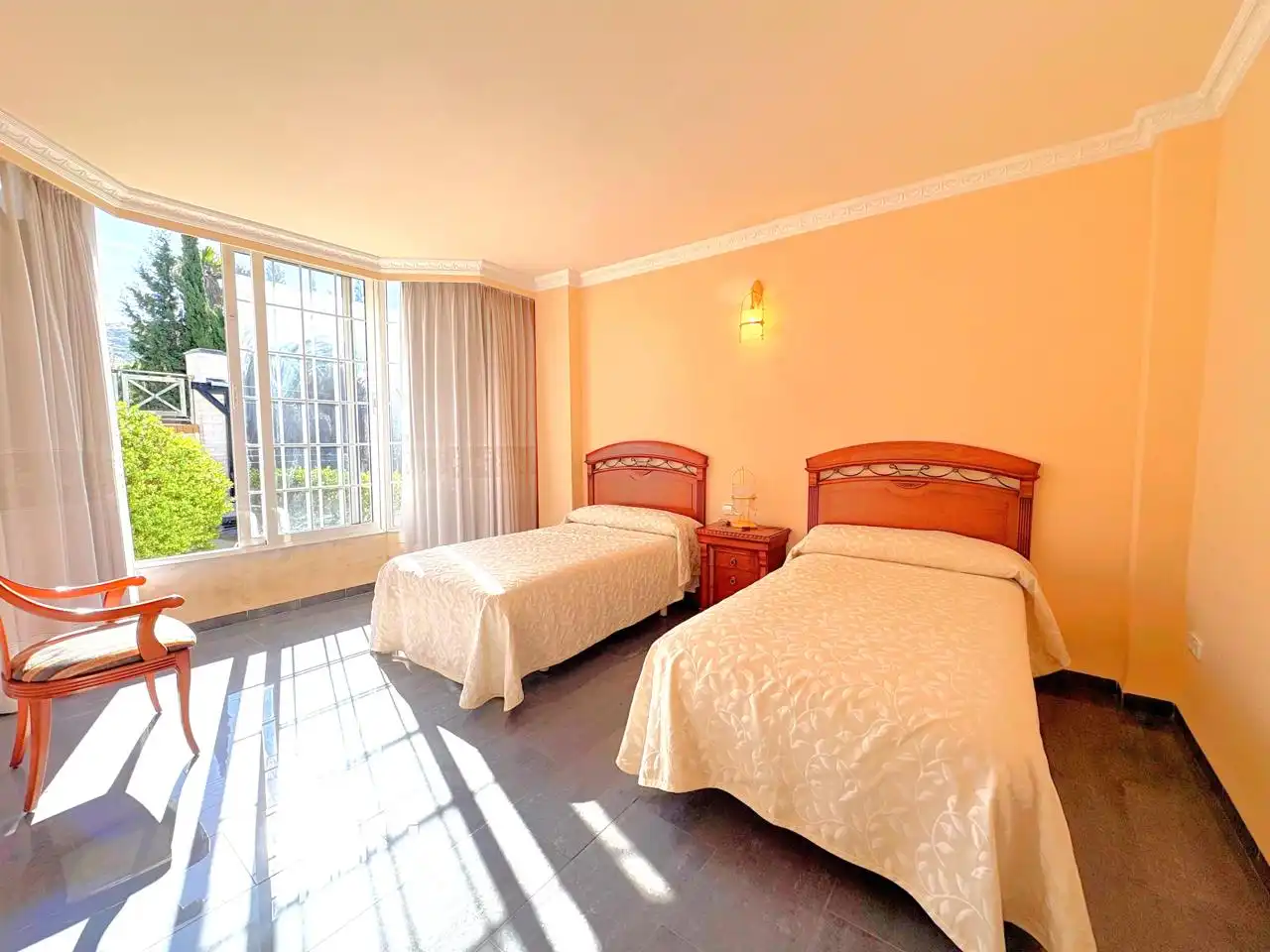 Habitación de Casa o chalet en venta en Chiva con Aire acondicionado, Jardín privado y Terraza