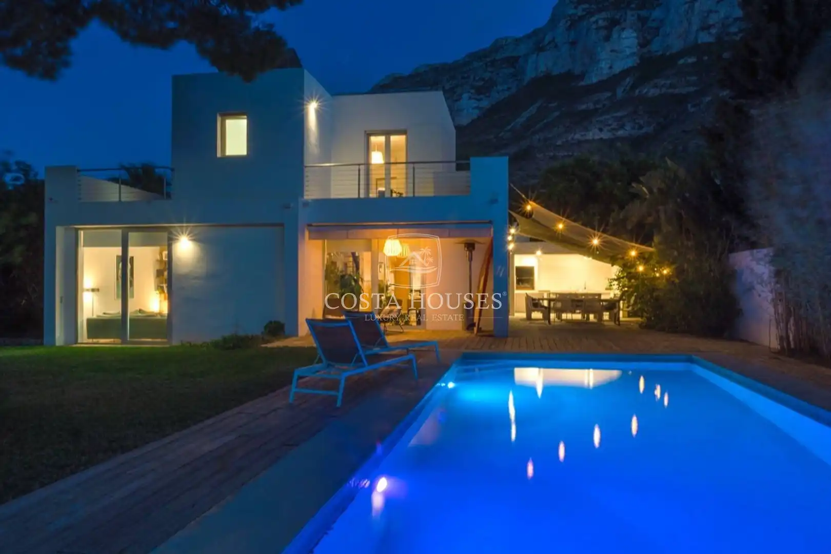 Exterior view of Houses for sale in Dénia  with Air Conditioner, Private garden and Terrace