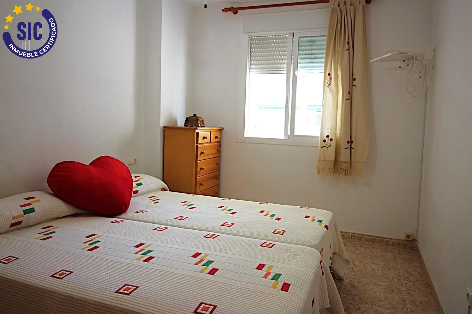 Dormitori de Apartament en venda en Oropesa del Mar / Orpesa amb Terrassa, Traster i Moblat