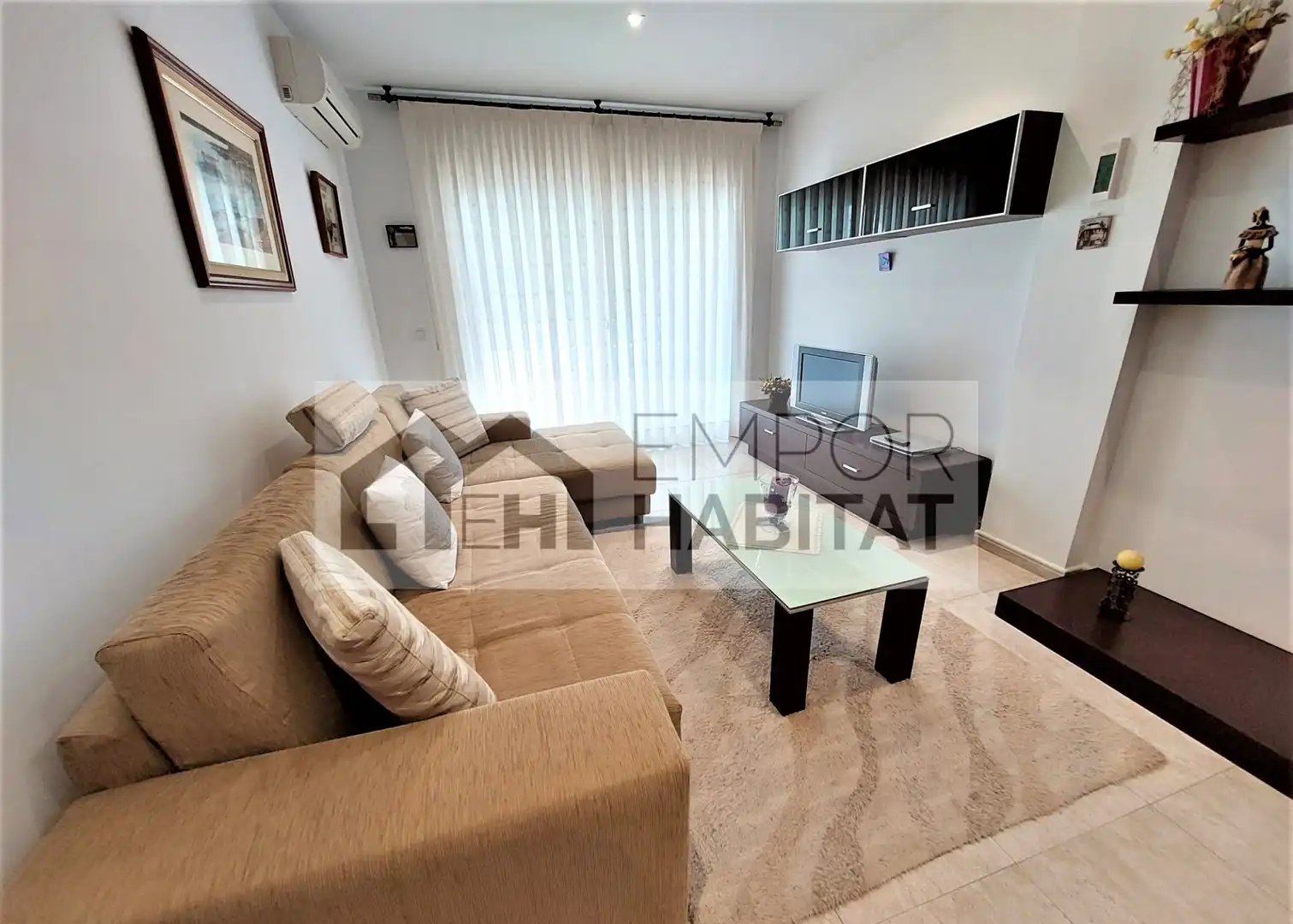 Living room of Apartments for sale in El Port
