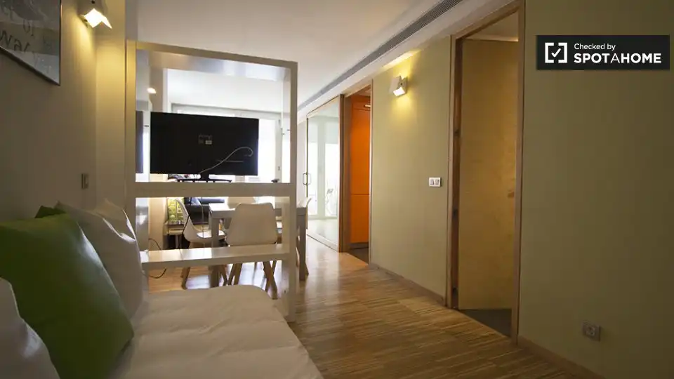Flat with terrace to rent in Centro, imagen 4