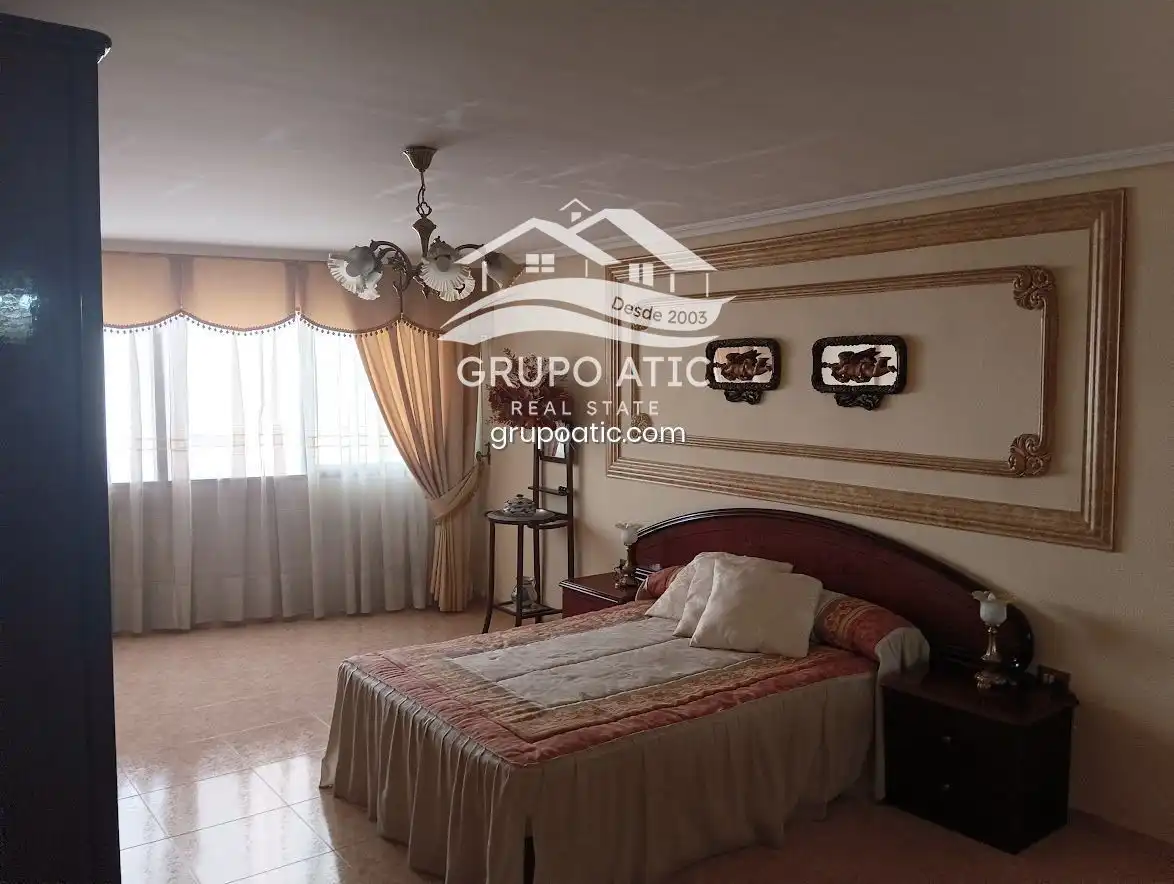 Schlafzimmer von Haus oder Chalet zum Verkauf in Vila-real mit Heizung und Terrasse