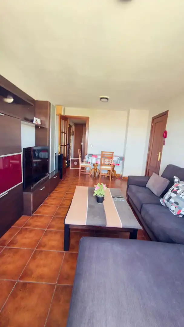 Flat for sale in de Felipe de Diego, Palomeras Bajas