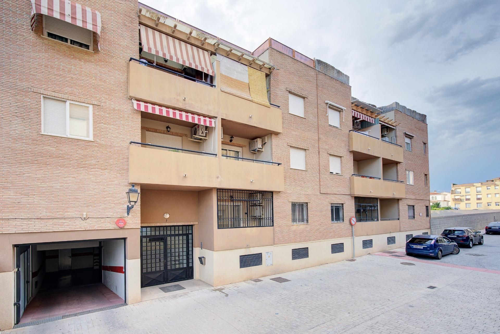Flat for sale in Atarfe