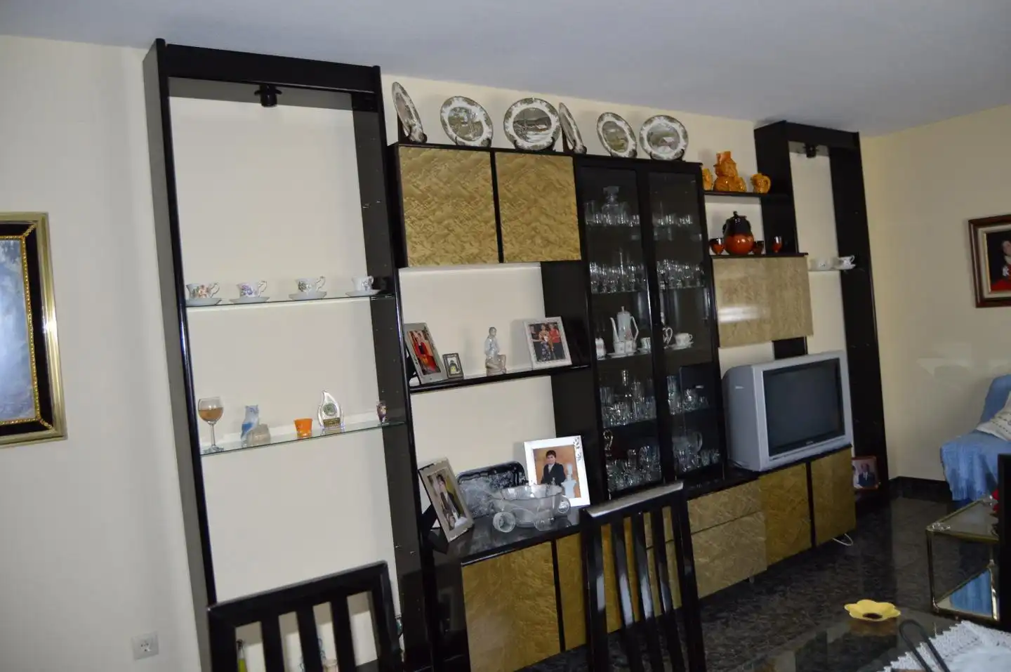 Sala d'estar de Casa o xalet en venda en Torrubia del Campo amb Calefacció, Traster i Moblat
