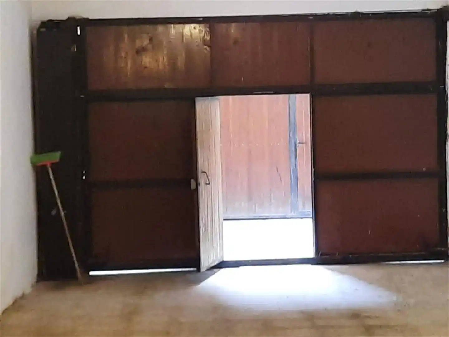 Garage zum Verkauf in Viana