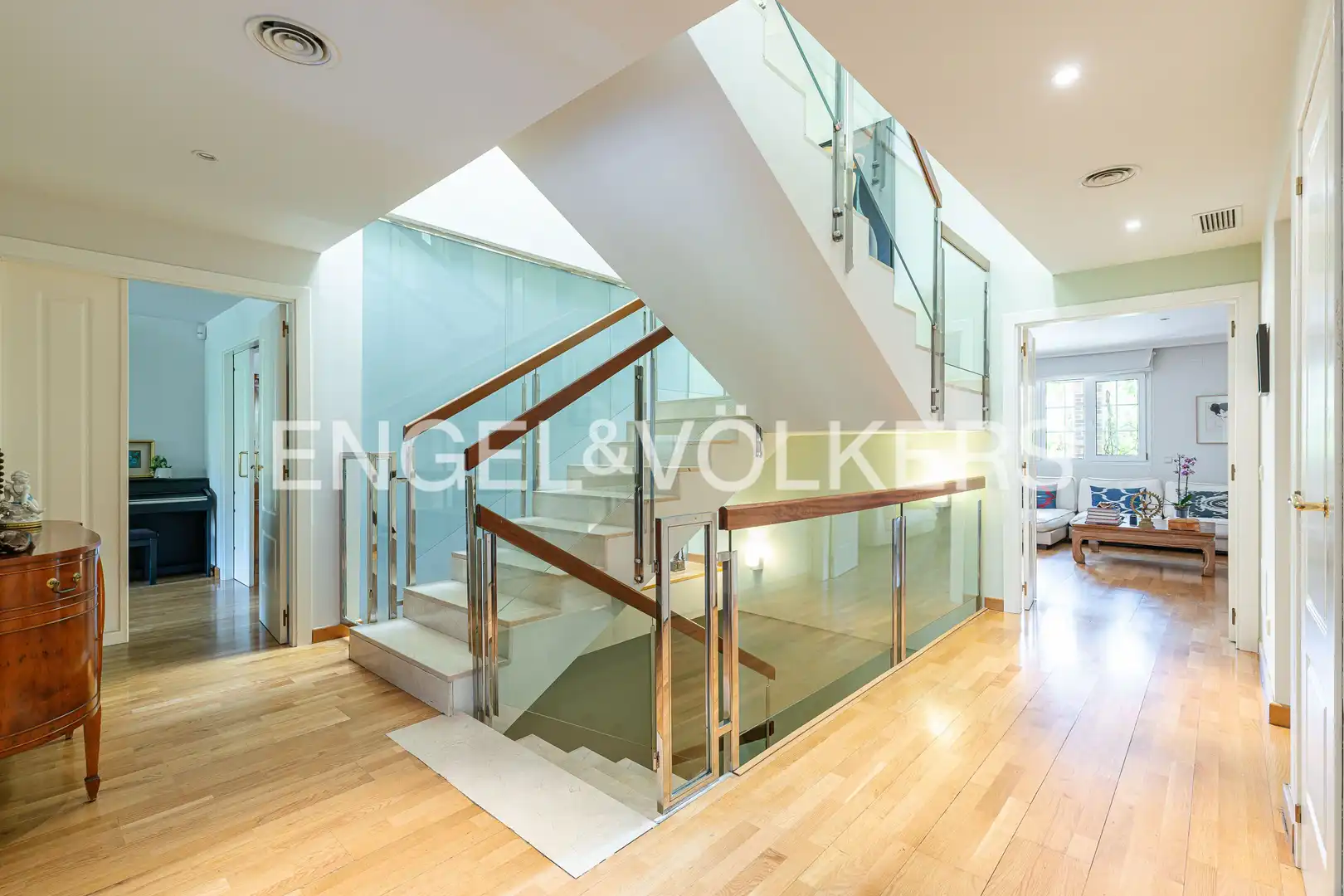 Houses for sale in Las Rozas de Madrid  with Heating, Private garden and Parquet flooring