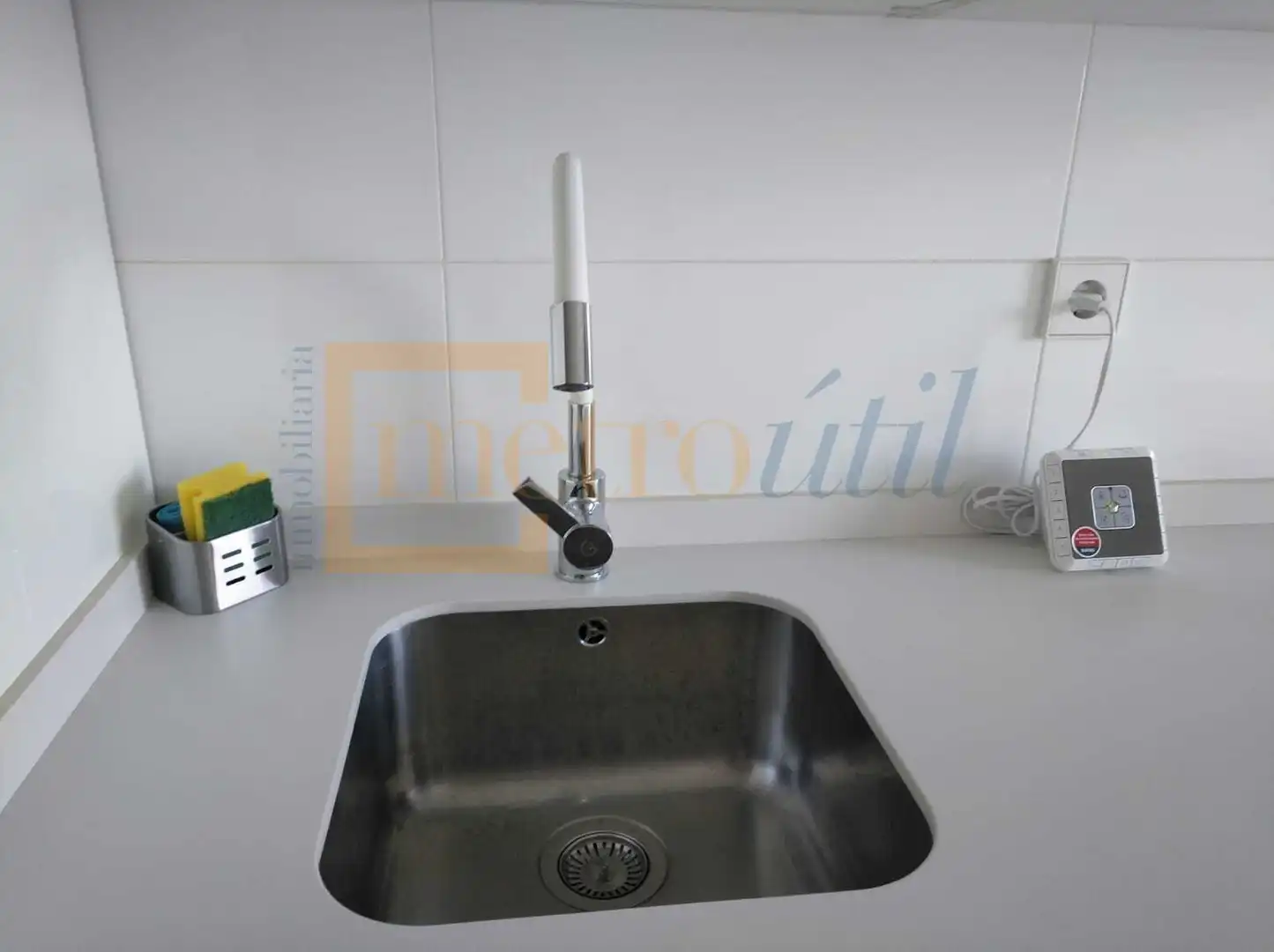 Flat for rent in Calle Juan Maluquer, La Platina- Hospital - Campus
