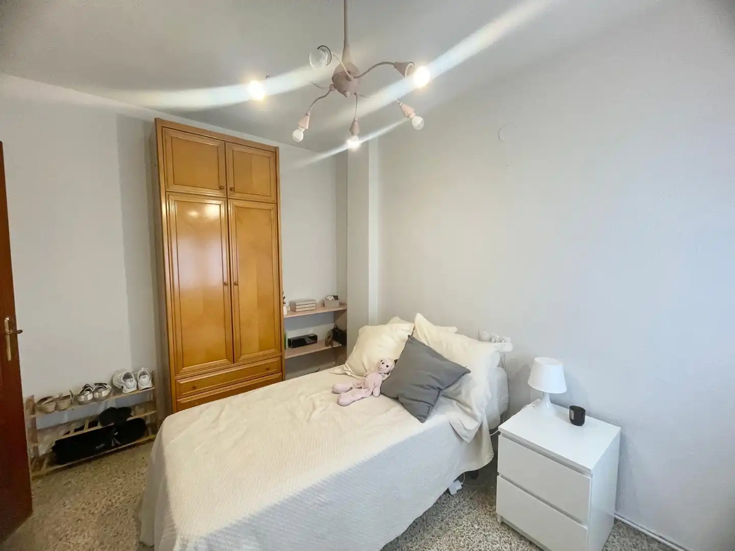 Bedroom of Flat for rent in Granada  with Furnished and Balcony