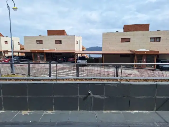 Vista exterior de Pis en venda en Baiona amb Terrassa i Traster